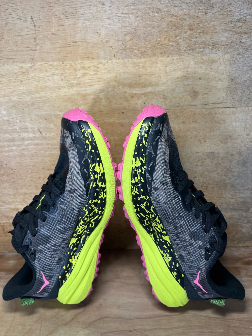 Hoka One One Speedgoat 6 Womens Size 6.5 Trail Running Shoes Sneakers Black Pink - Picture 6 of 12